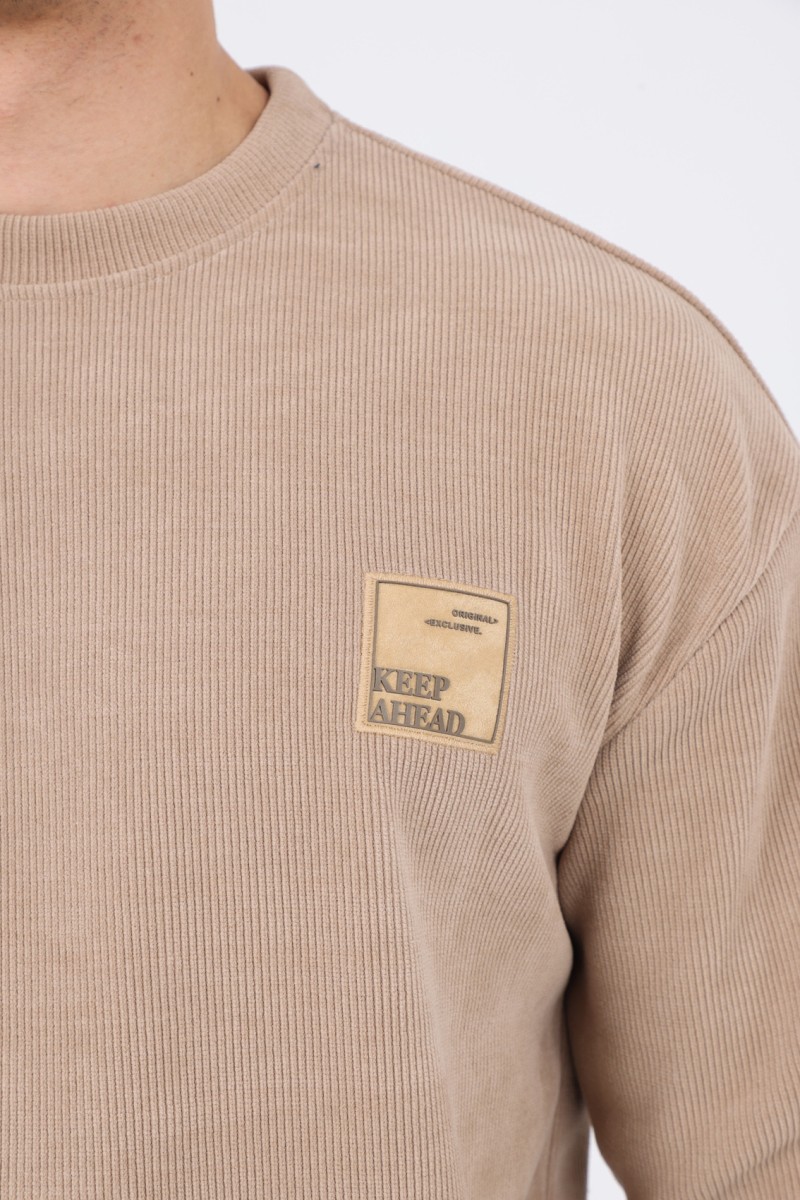 Sweat shirt