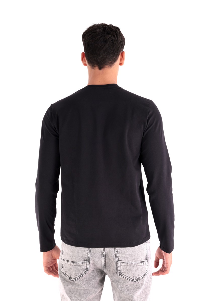 Pull basique à manches longues